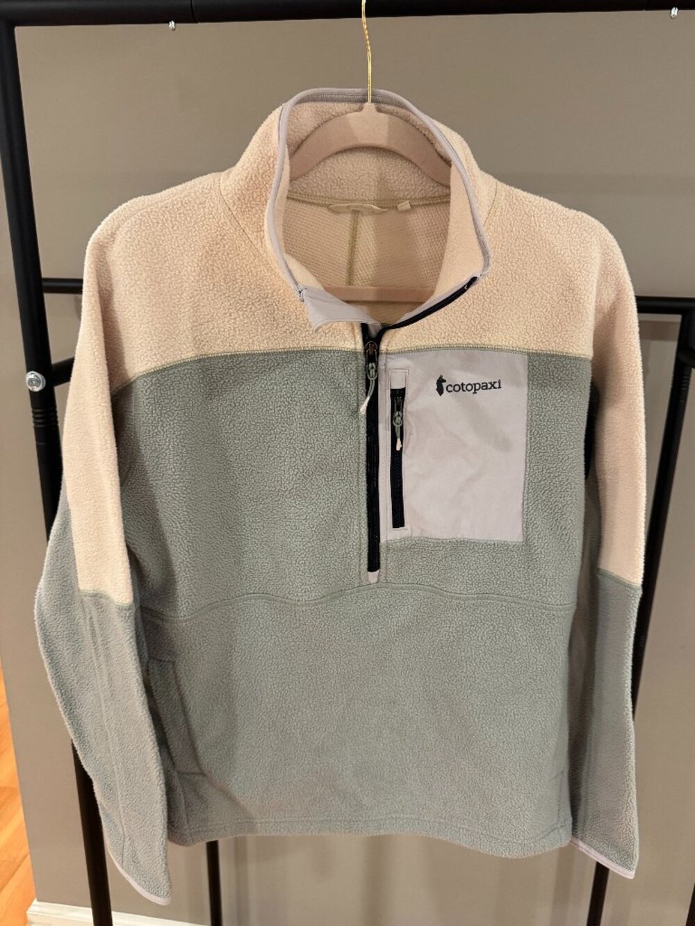 Cotopaxi quarter zip
